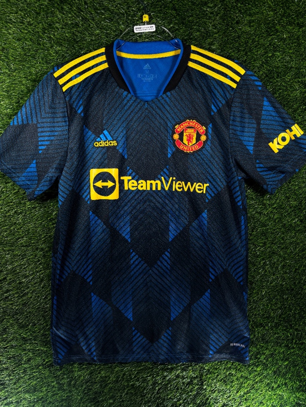 Manchester United 3rd Kit 2021/2022 Adidas Soccer Jersey  Size Medium GM4616 Adi